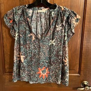 Flutter sleeve flouncy loose fitting V neck flower print top